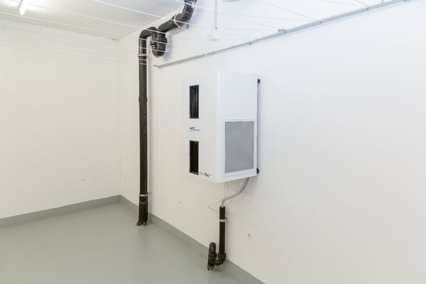 Schmid | Bauaustrocknung | Trockenraum | Wäscheleine  |  1200x800