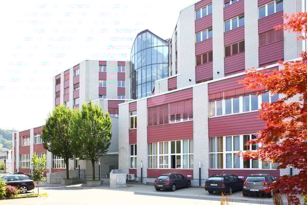Schmid | Standort | SGE Neuhaltenring 1 Ebikon