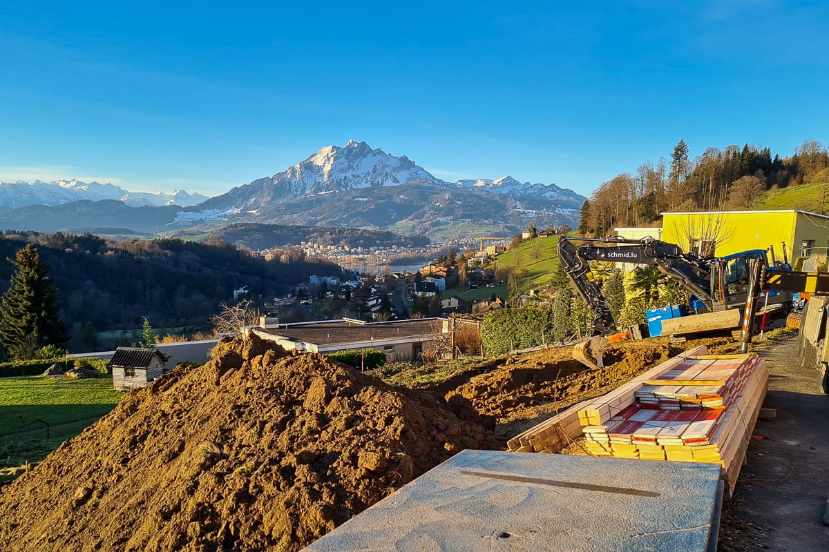 Schmid Projekt Adligenswil Buggenacher 32 Aushub