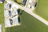 Luftaufnahme der Baustelle Farbmatte in Altishofen.