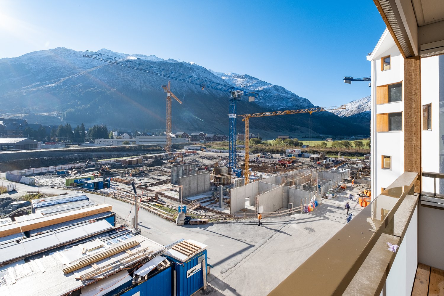 Schmid Projekt Andermatt Podiumserweiterung (2)