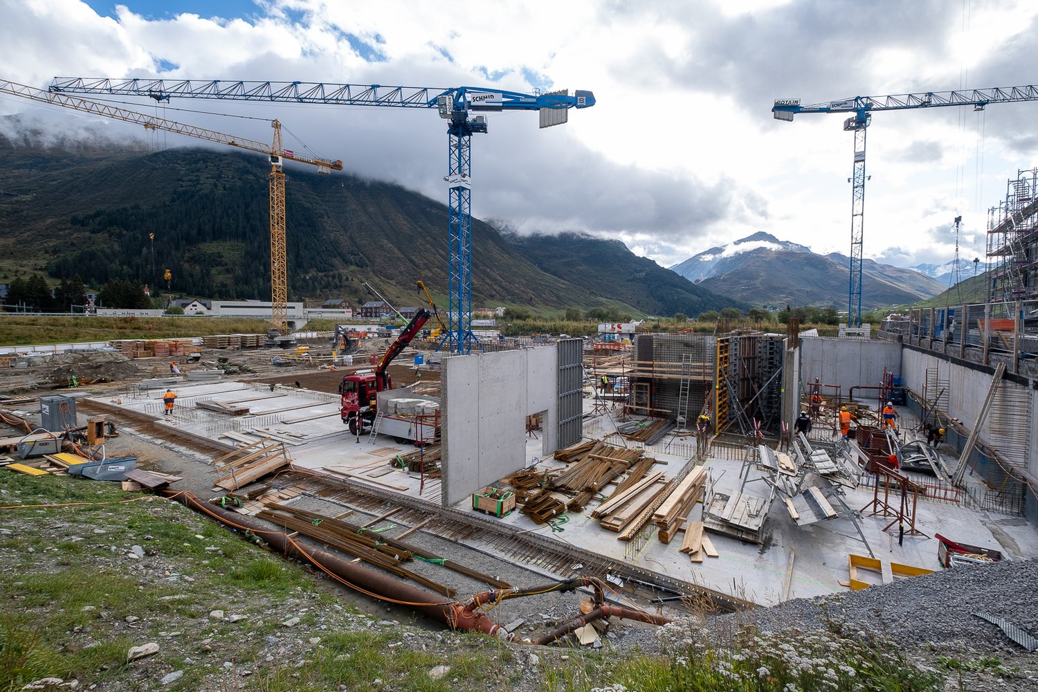 Schmid Projekt Andermatt Podiumserweiterung (6)