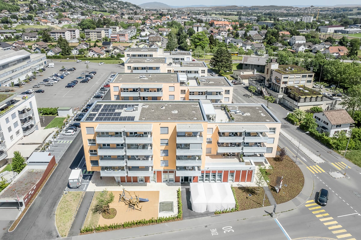 Schmid Projekt Oensingen Leuenfeld Zentrum Aussenaufnamen (2)