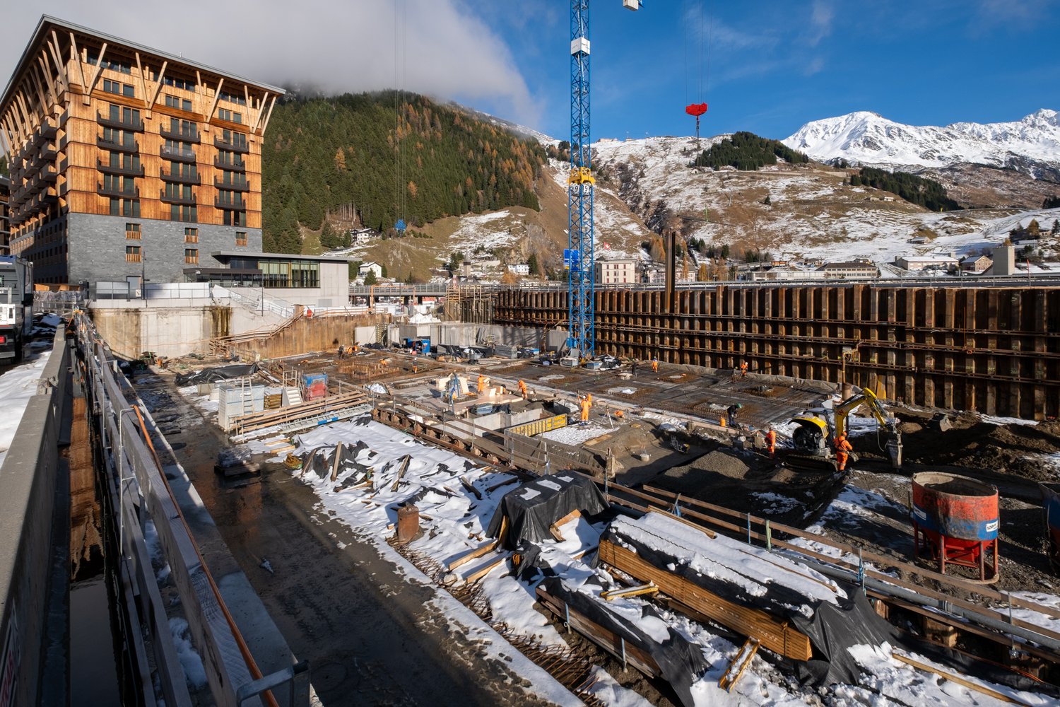 Baustelle Podiumerweiterung Los 4 in Andermatt
