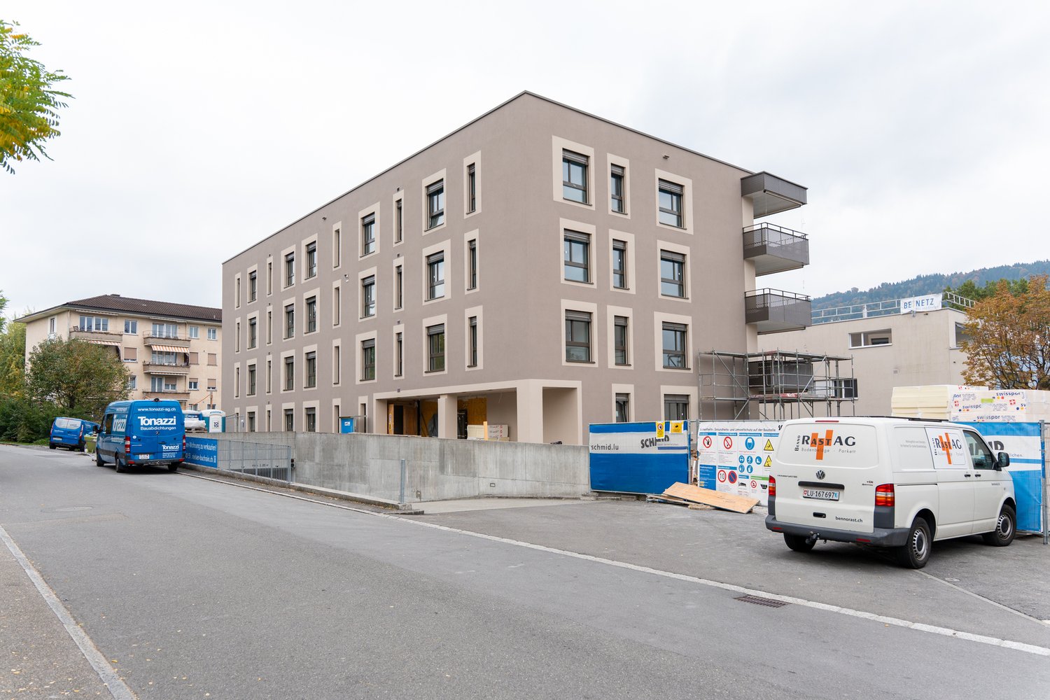 Fassade des MFH in Buchrain