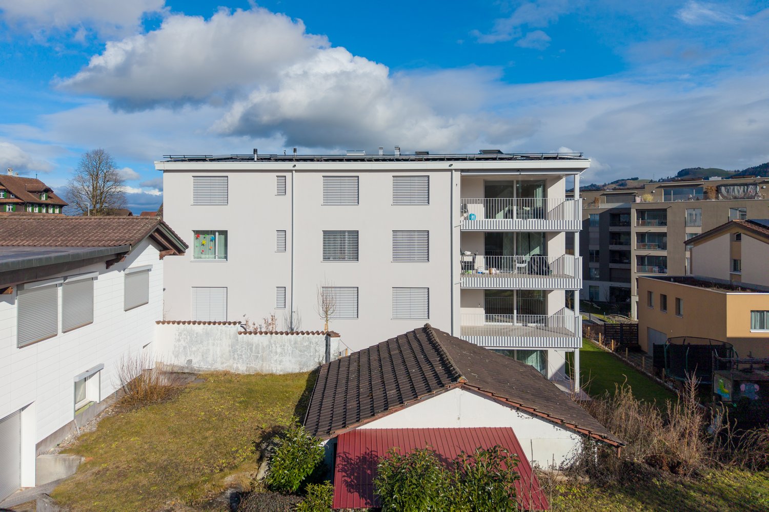 Neues Mehrfamilienhaus an der Rütiweidstrasse in Buchrain