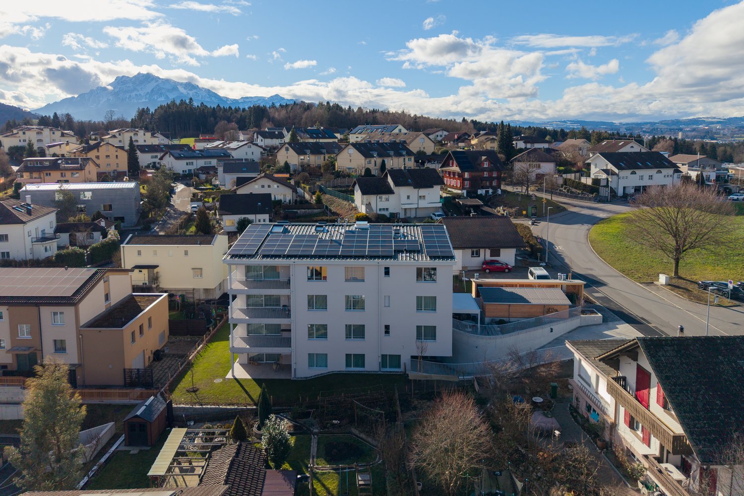 Neues Mehrfamilienhaus an der Rütiweidstrasse in Buchrain