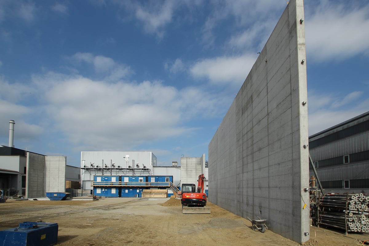Aussenwände der neuen Zelthalle in Buttisholz