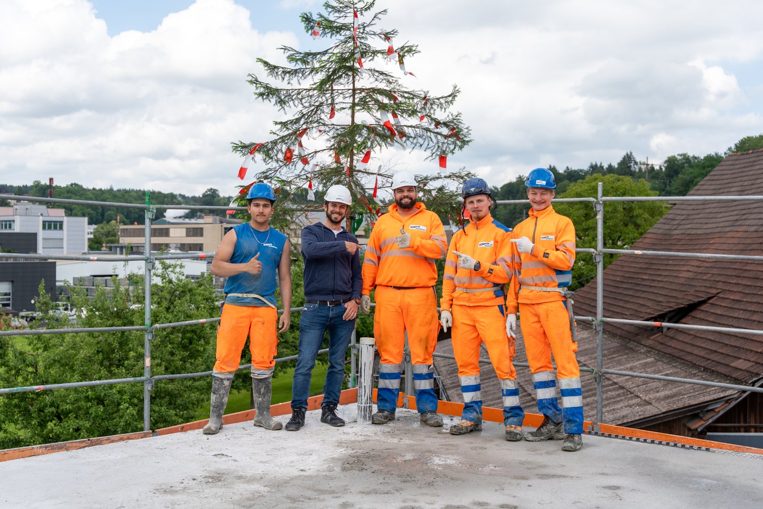 Teamarbeit auf der Baustelle Staldenhof Littau
