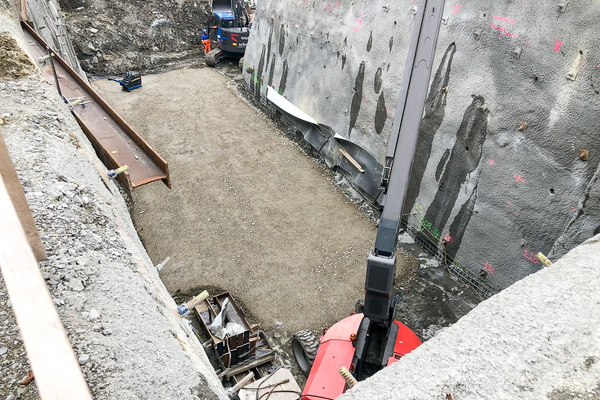 Baugrubeaushub von den MFH in der Riedmattstrasse in Hergiswil