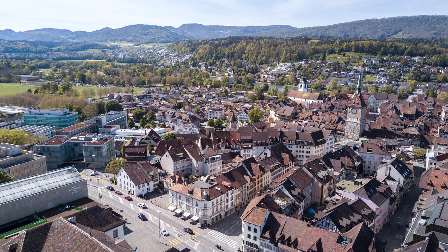 Luftaufnahme von der Stadt Aarau