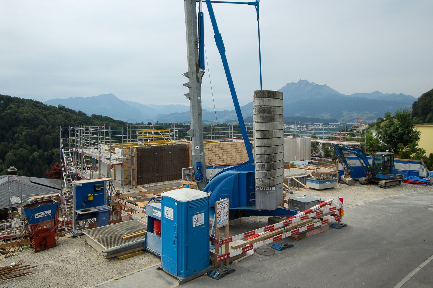 Rohbau des MFH in der Buggenacherstrasse in Adligenswil