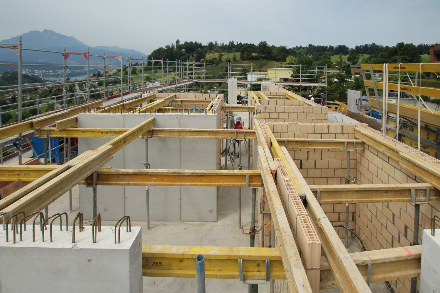 Rohbau des MFH in der Buggenacherstrasse in Adligenswil