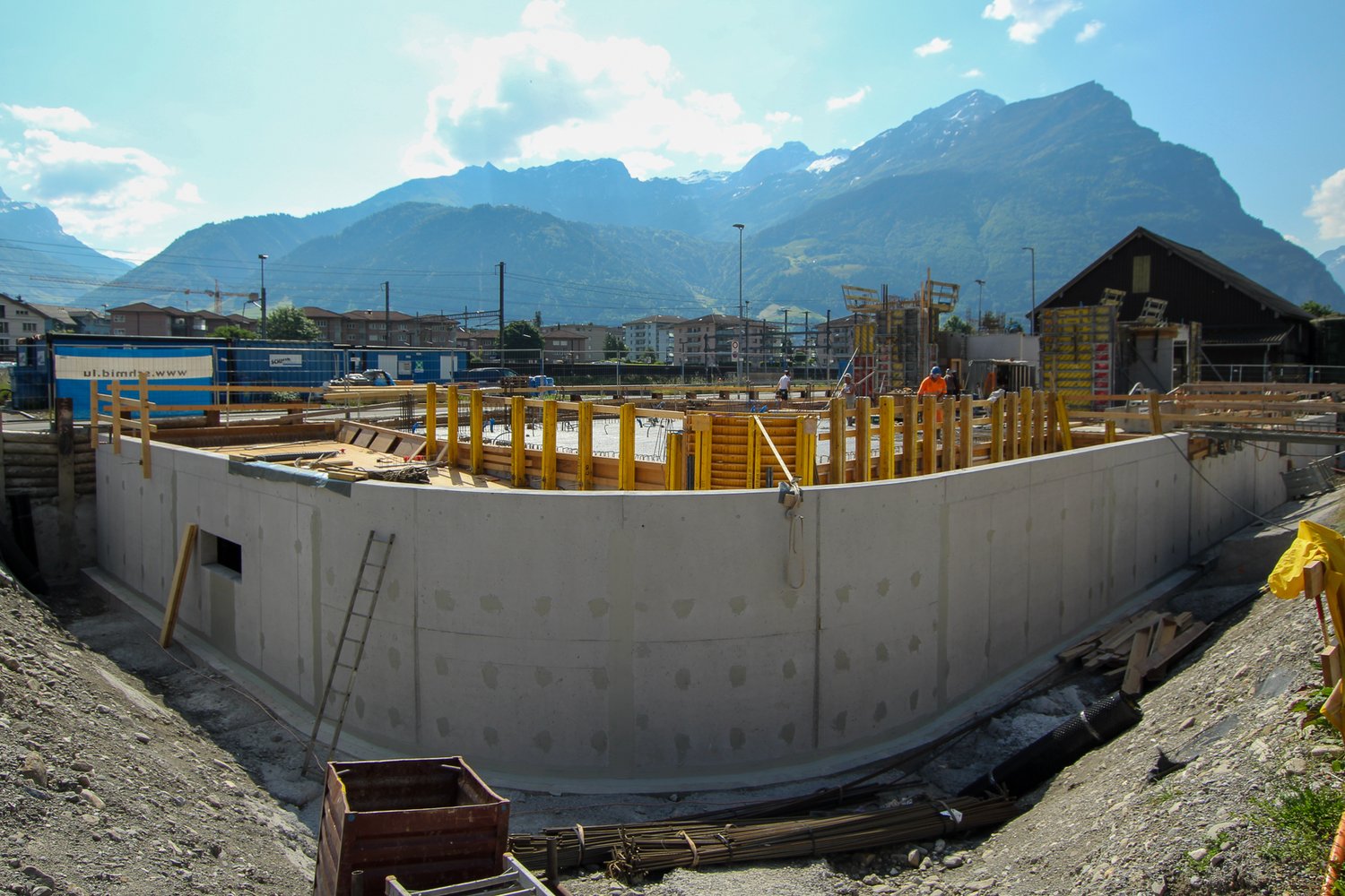 Baumeisterarbeiten beim Neubau MFH Reussacherstrasse in Altdorf