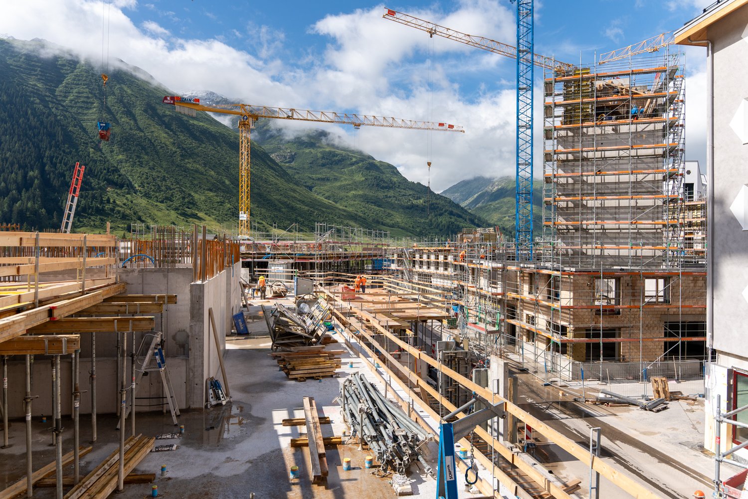 Rohbau Hotel H4C in Andermatt
