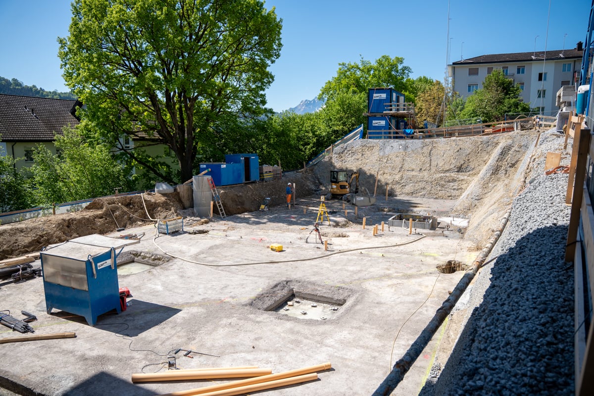 Baugrube des MFH in der Buchfeldstrasse in Buchrain