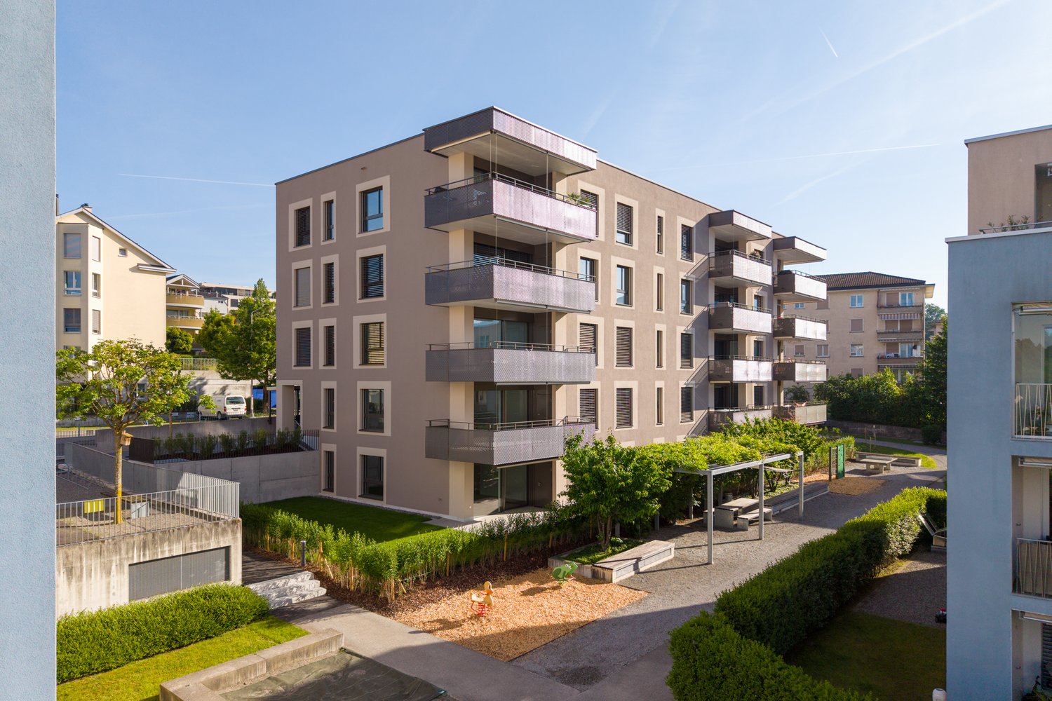 Aussenansicht des neues MFH in Buchrain