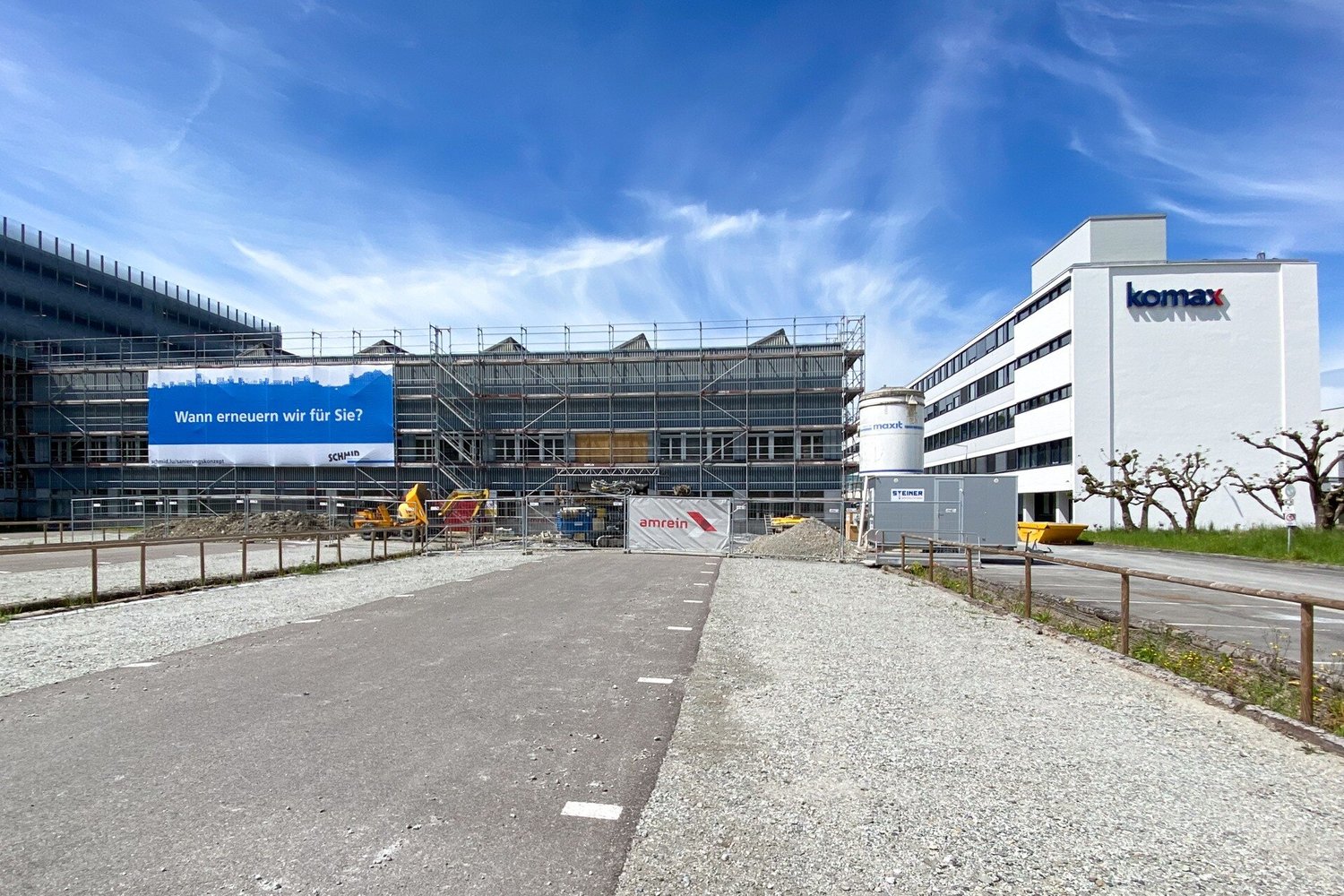 Schmid-Projekt-Dierikon-Komax-Halle-Werbung