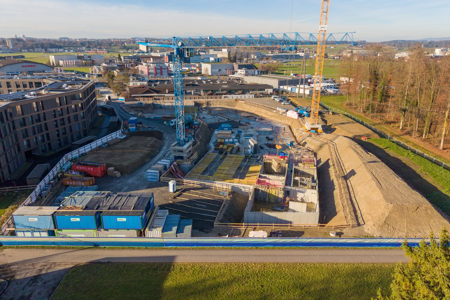 Drohenaufnahme des Baufeldes