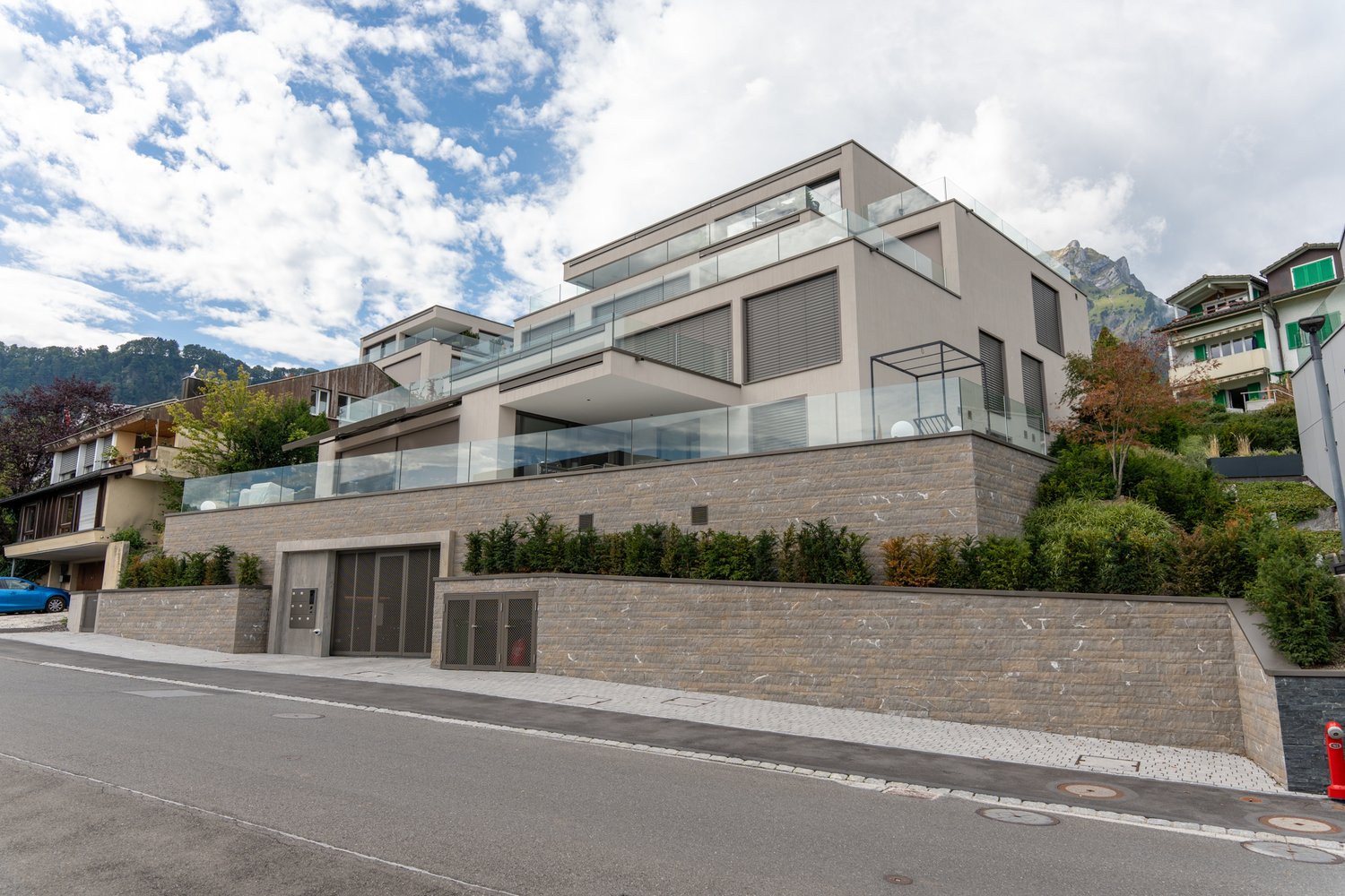 2 Mehrfamilienhäuser Riedmattstrasse