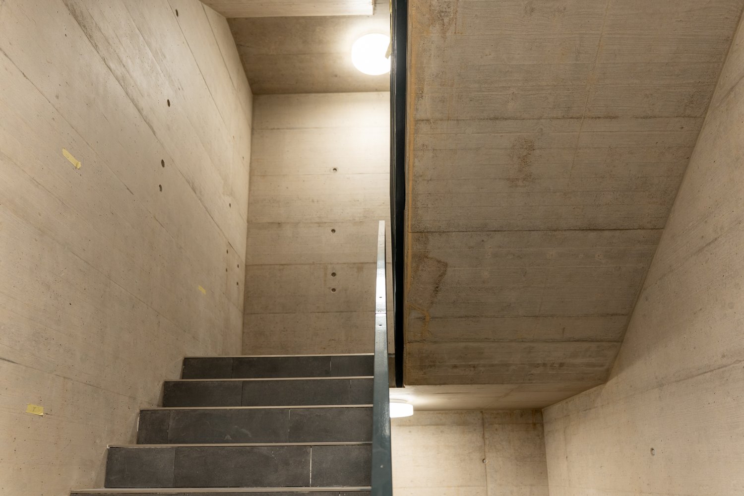 Treppenhaus Gewerbepark Suter in Hochdorf