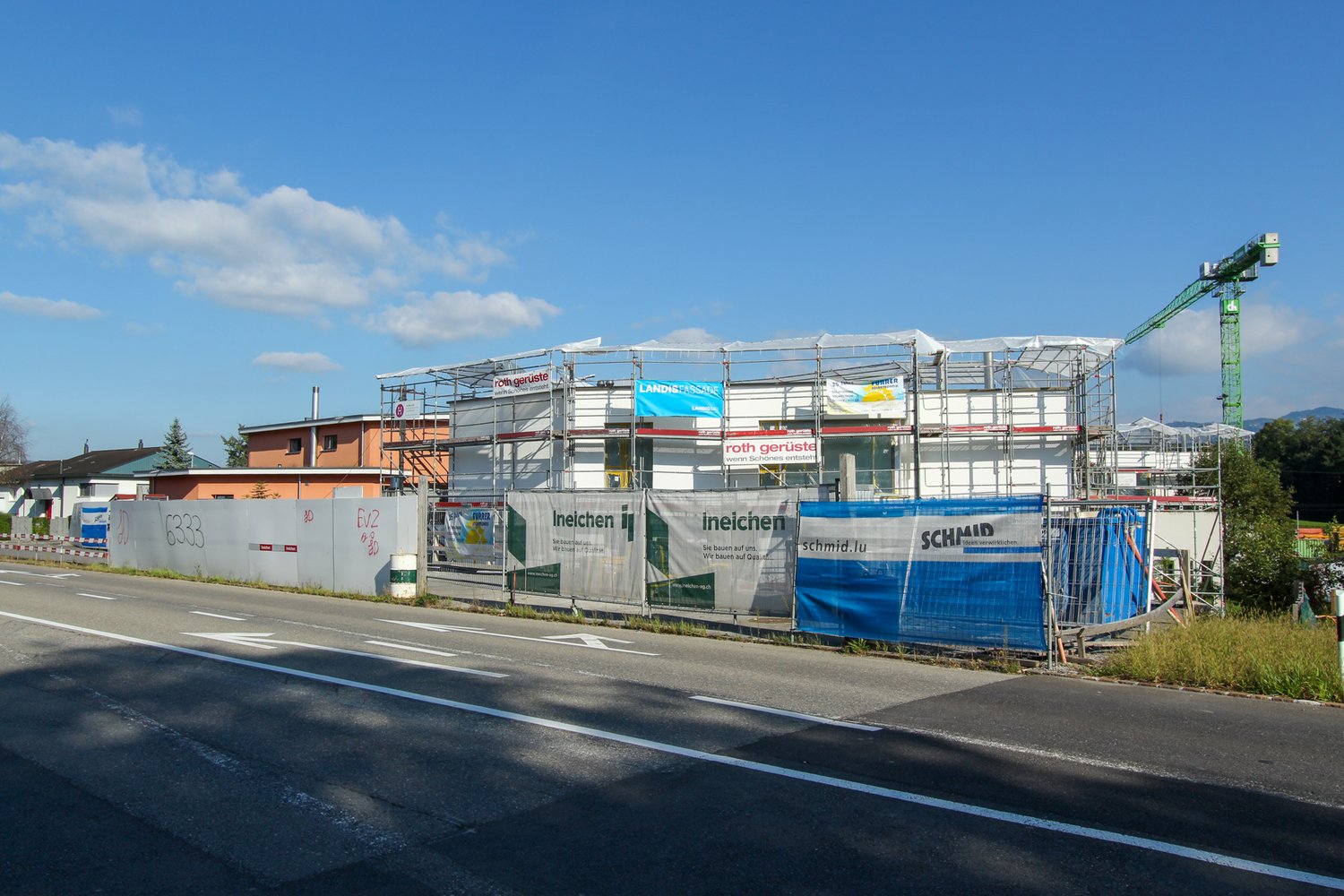 Rohbau des 2-Familienhauses in Hünenberg