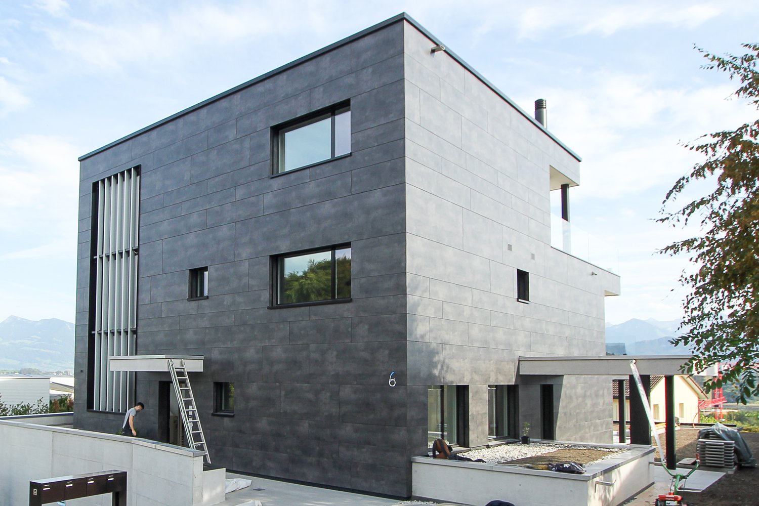 Hinterlüftete Fassade vom MFH am Steinhofrain in Luzern