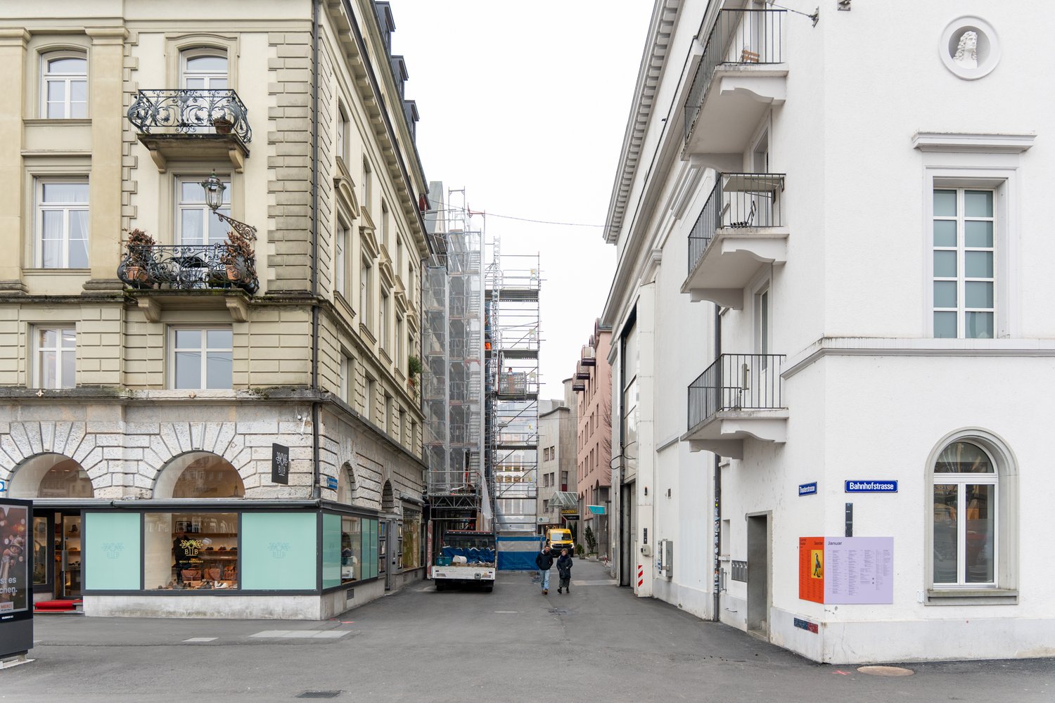 Wohn- und Geschäftshaus Theaterstrasse 3