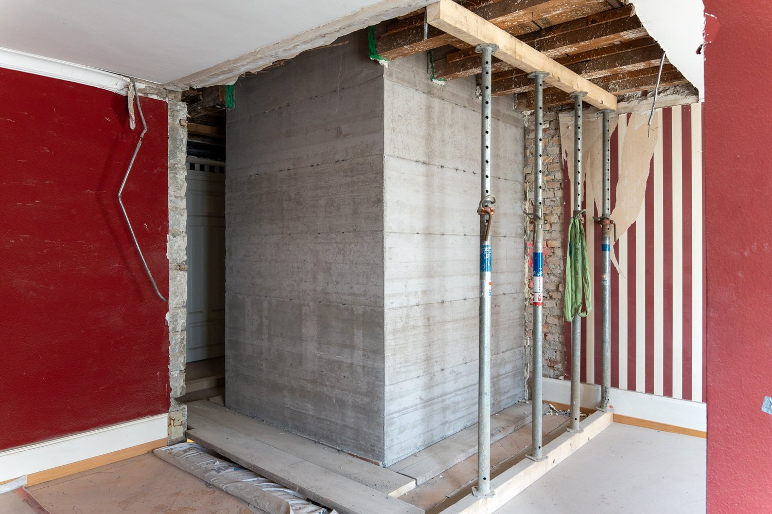 Rückwand des neuen Liftes