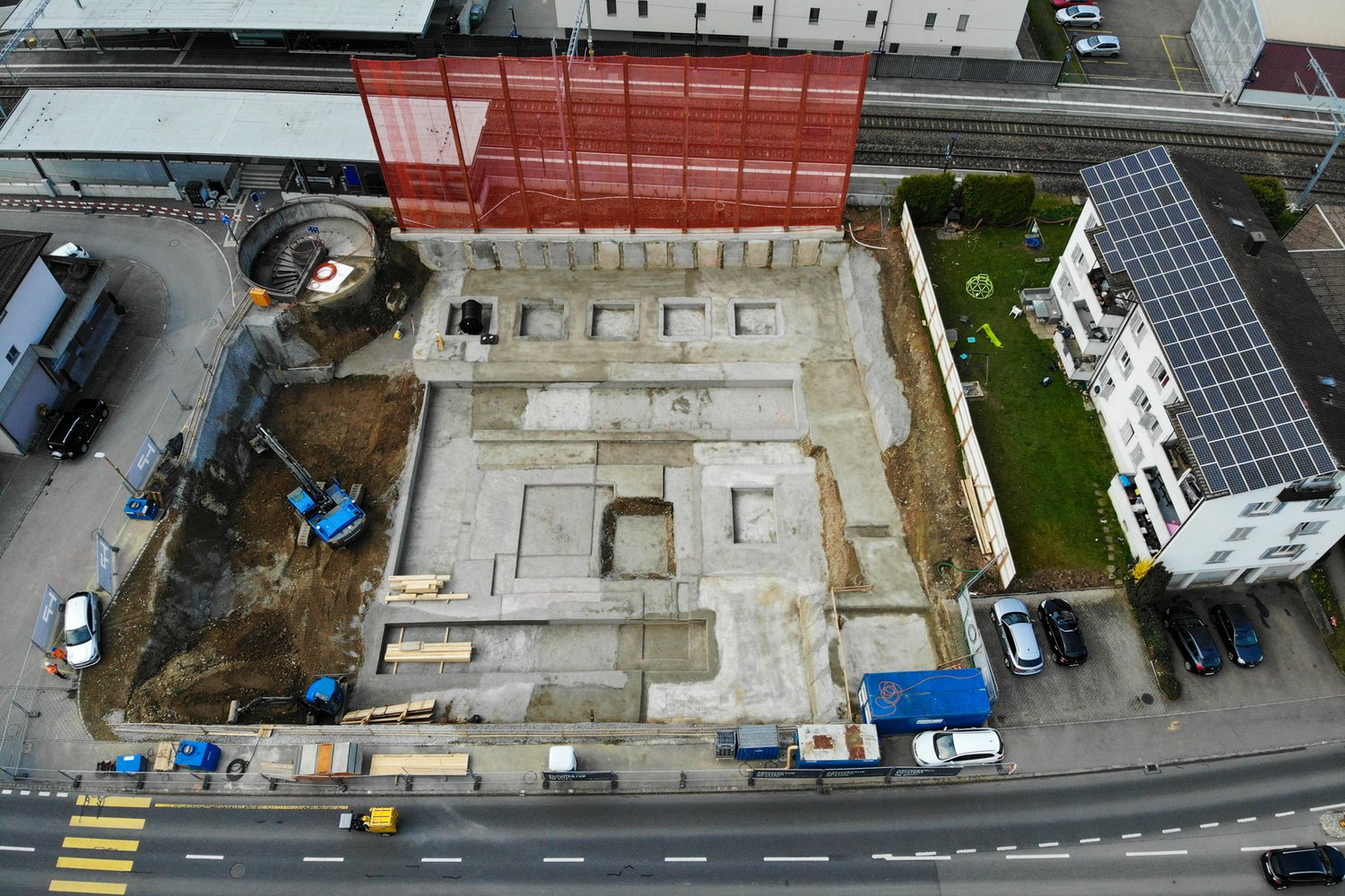 Luftaufnahme des Bauplatzes Gleis 4 in Nebikon