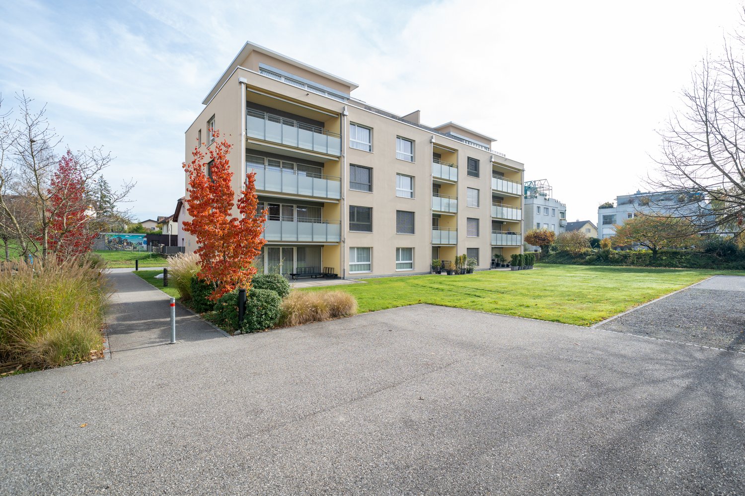 Sanierte Fassade des MFH Heuweg 16 in Oftringen