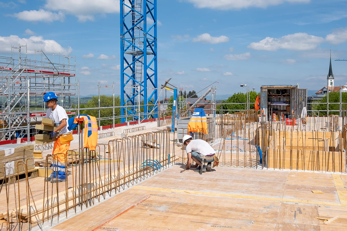 Baumeisterarbeiten bei der Baustelle Rütipark in Rain