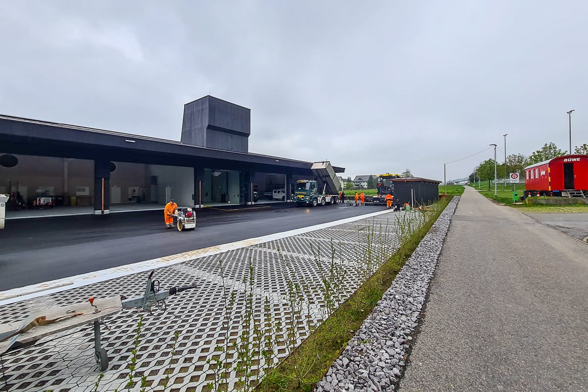 Deckbelag Oberfeldstrasse Root