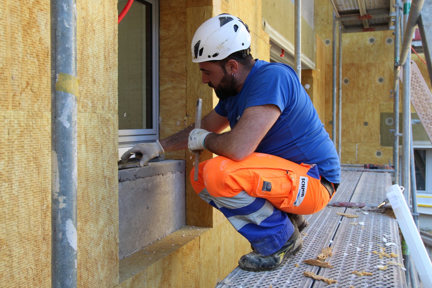 Fassadenbauer bei der Arbeit in Rotkreuz