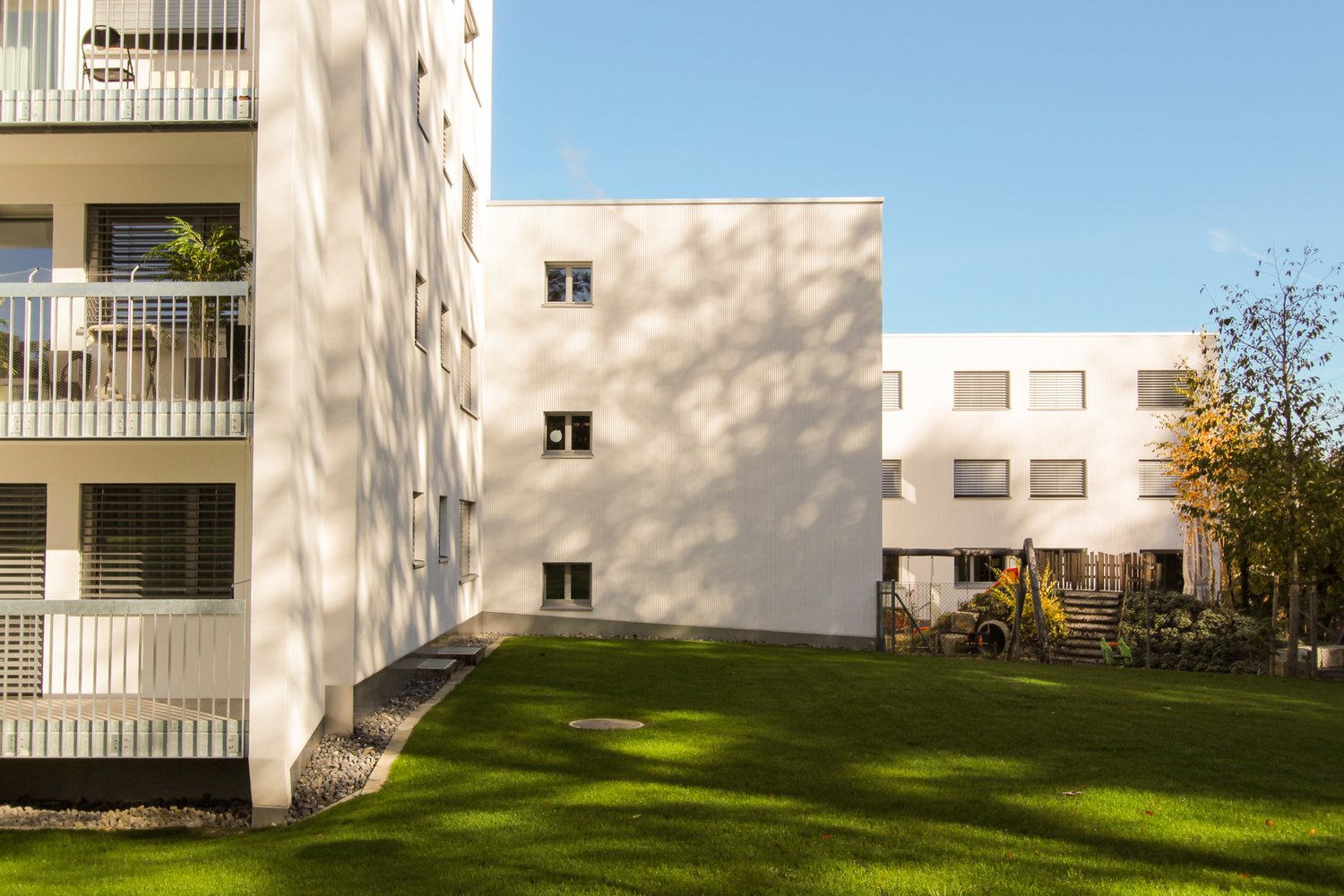 Fassade der Überbauung Langmatt in Rotkreuz
