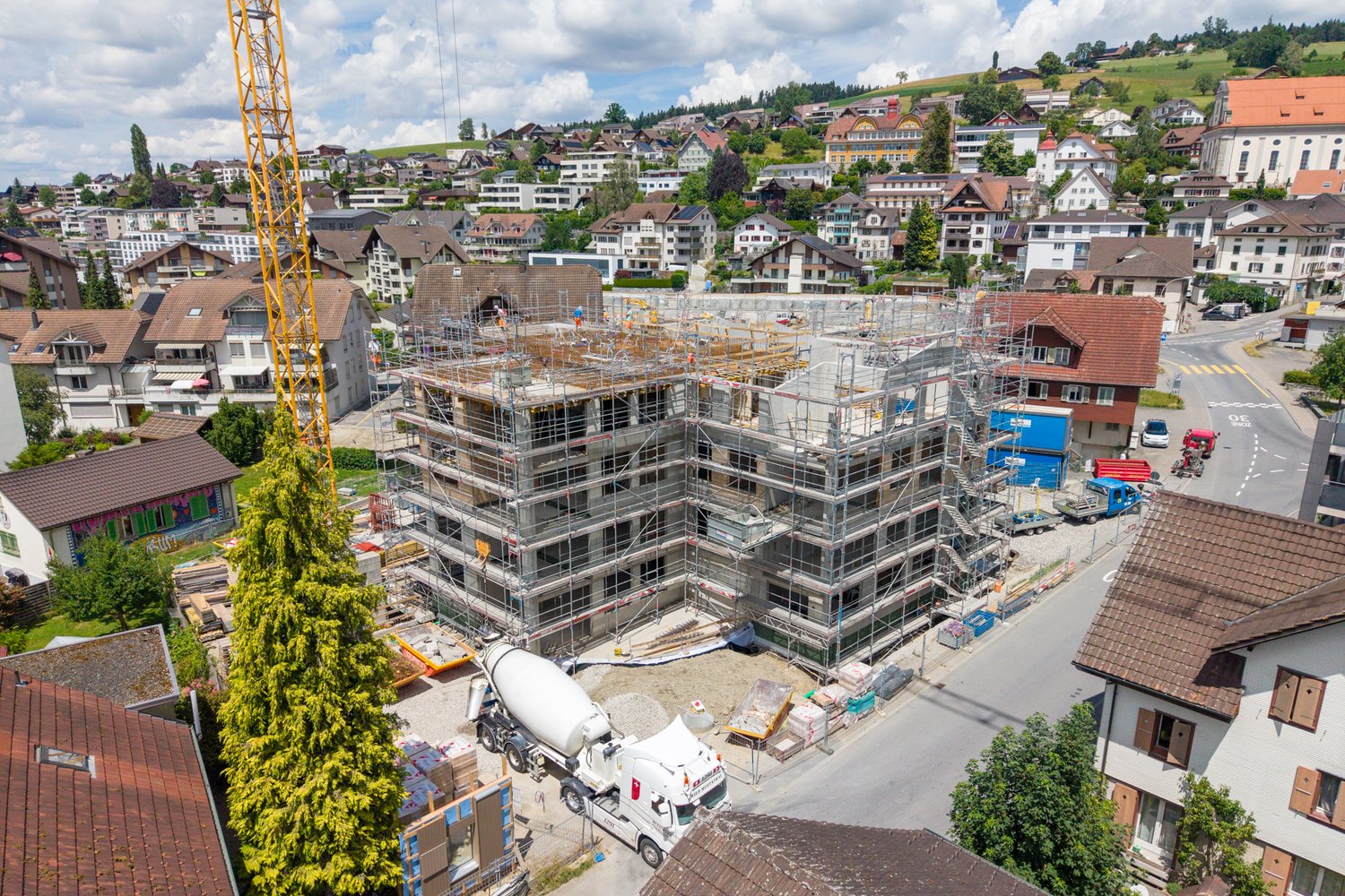 Drohnenaufnahme des Rohbaus
