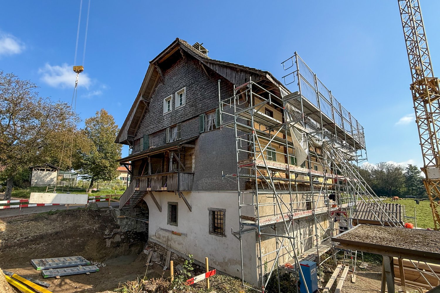 Sanierungsarbeiten bei der Ronmühle in Schötz