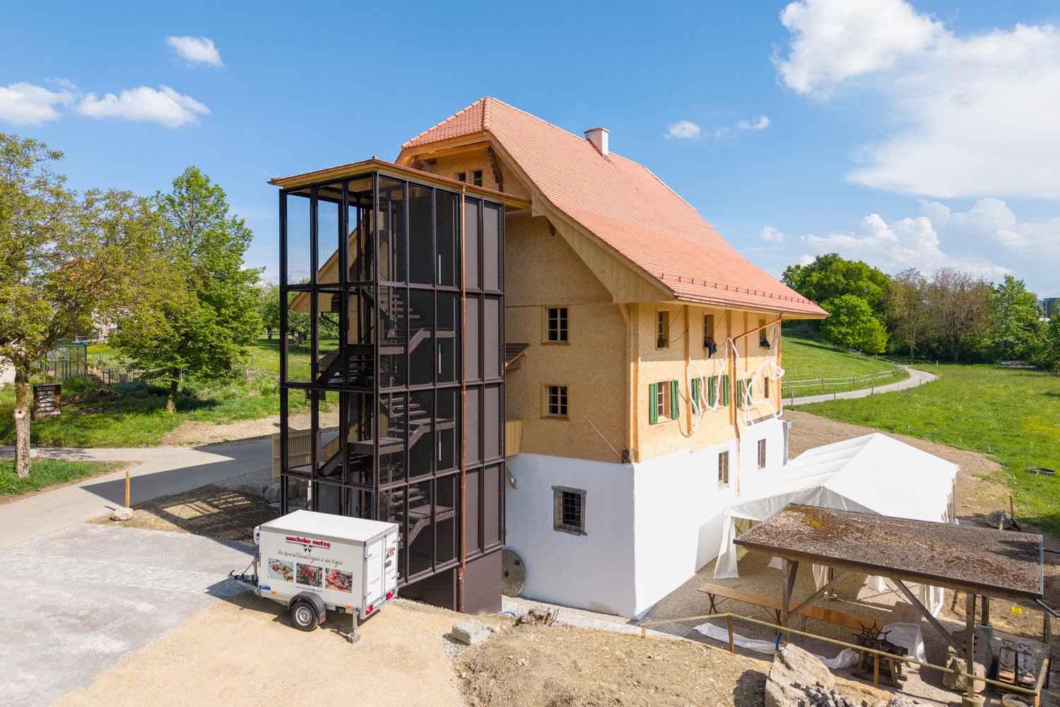 Sanierte Ronmühle in Schötz Aussenansicht