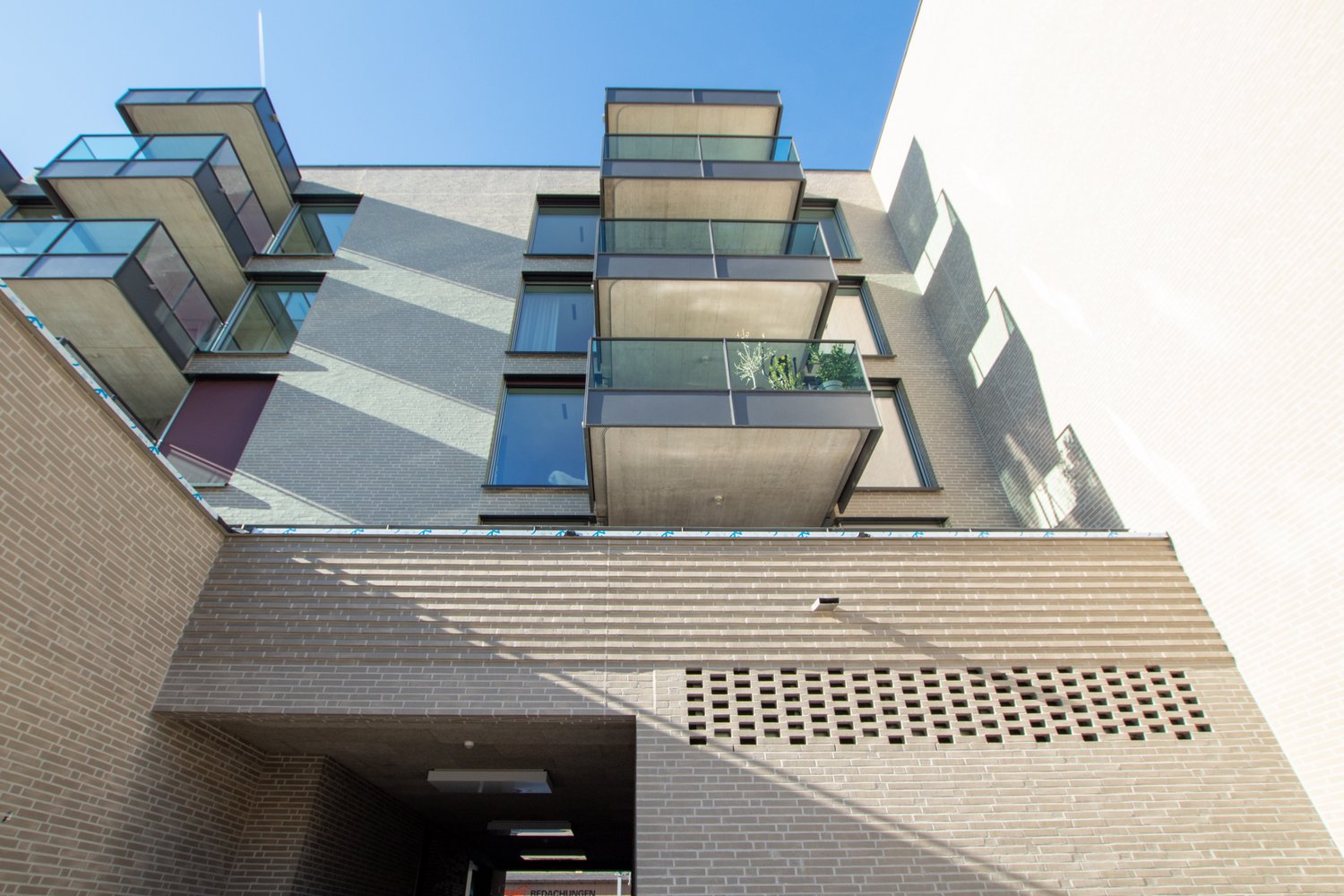 Neubau WGH Mytenquai Zuerich - Fassade