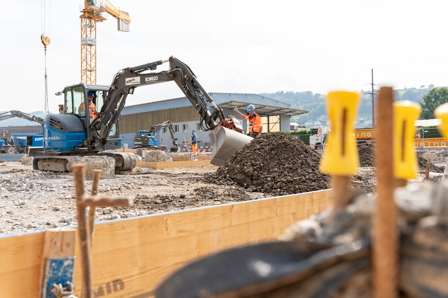 Tiefbauarbeiten bei der Baustelle Ronmatt in Ebikon