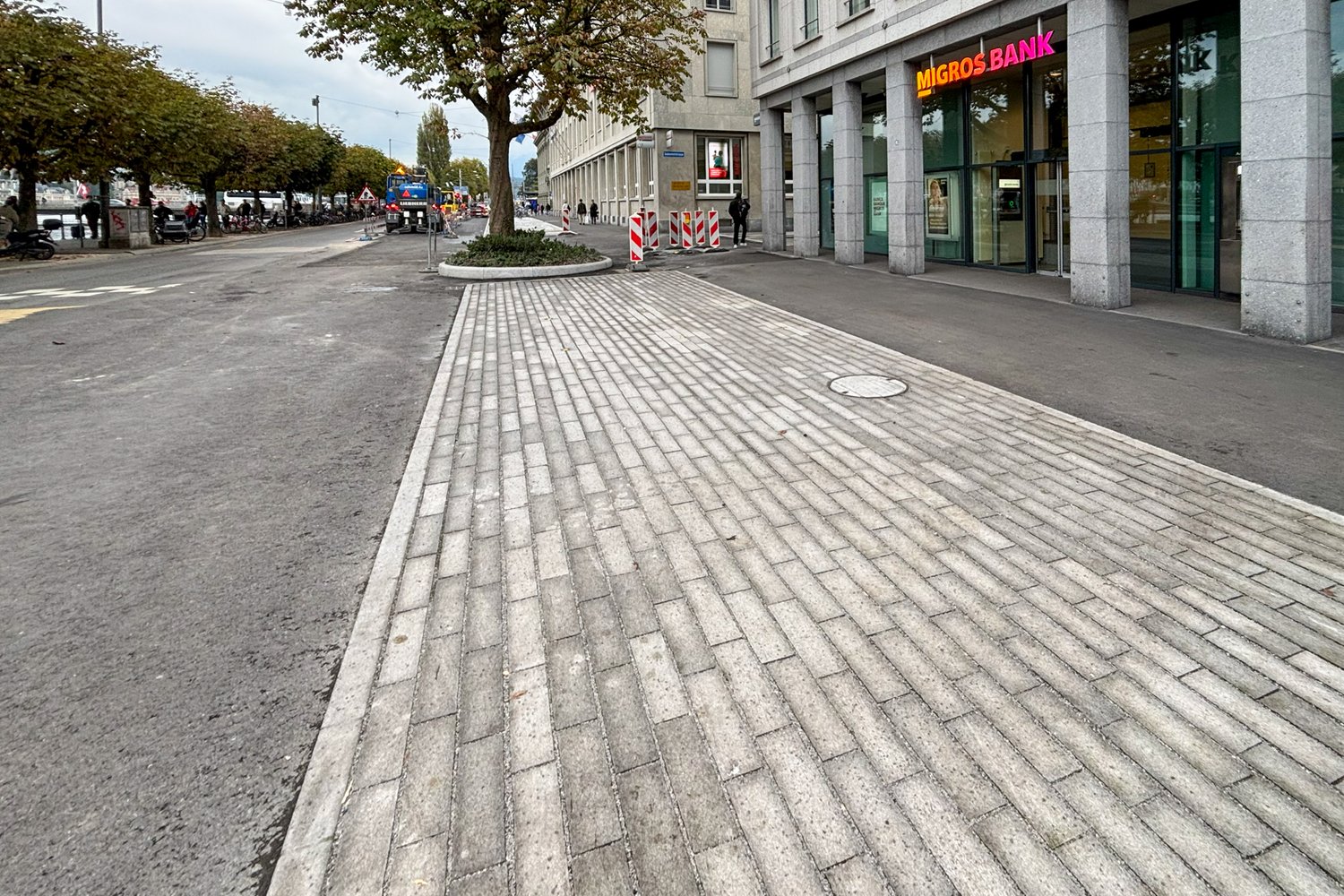 Belagsarbeiten an der Bahnhofstrasse in Luzern