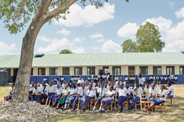 Eröffnungsfeier der Sekundarschule in Kenia