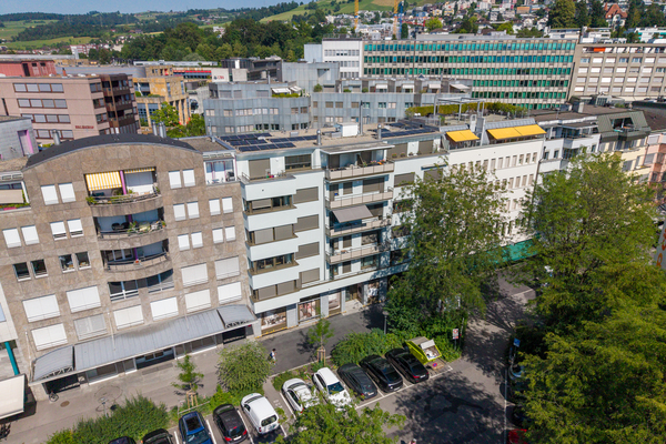 Drohnenaufnahme vom Bundesplatz 12 in Zug