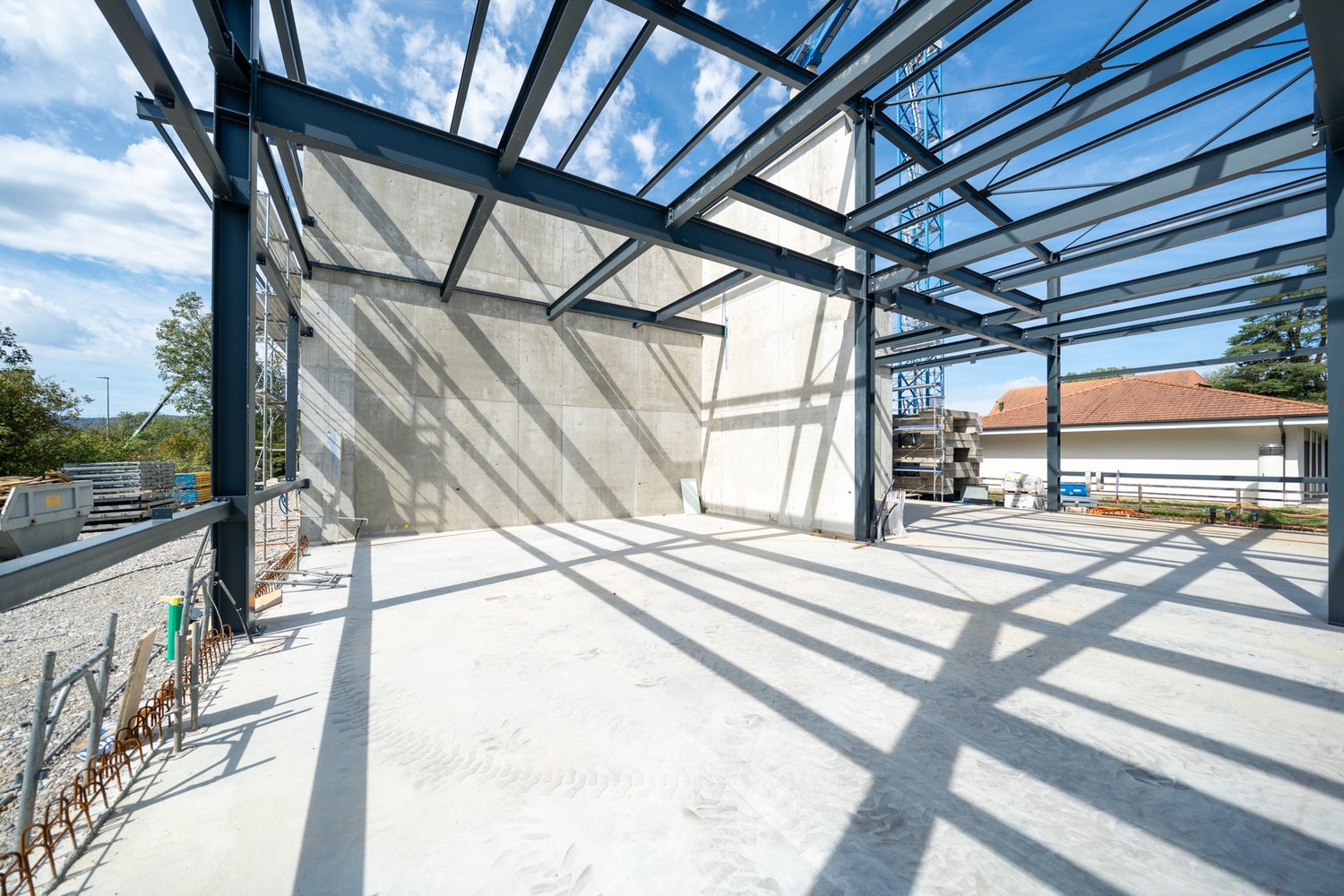 Rohbau der Produktionshalle in Oftringen