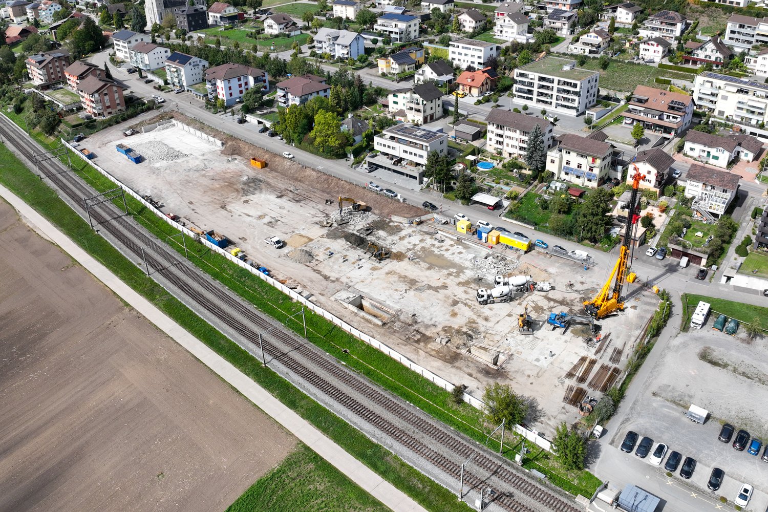 Drohnenaufnahme des Baufeldes der Überbauung Heuacher in Wauwil